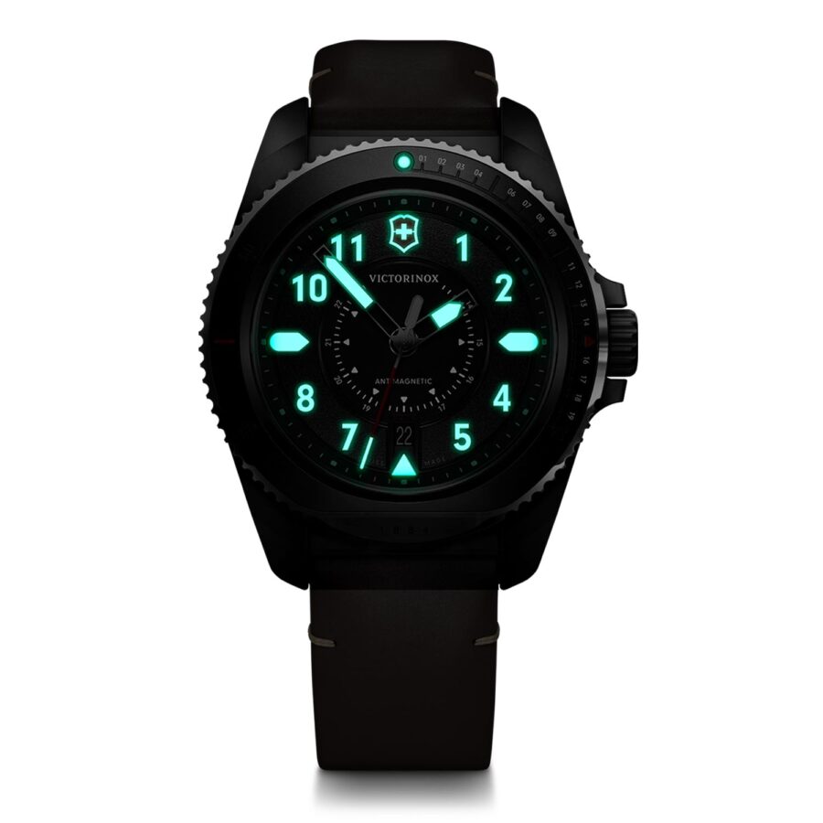 VICTORINOX JOURNEY 1884 con Super-LumiNova – SKU 241976.1