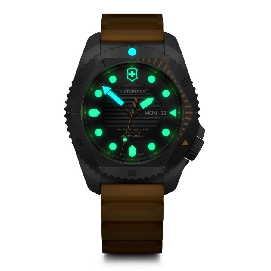 VICTORINOX DIVE PRO con Super-LumiNova – SKU 241996