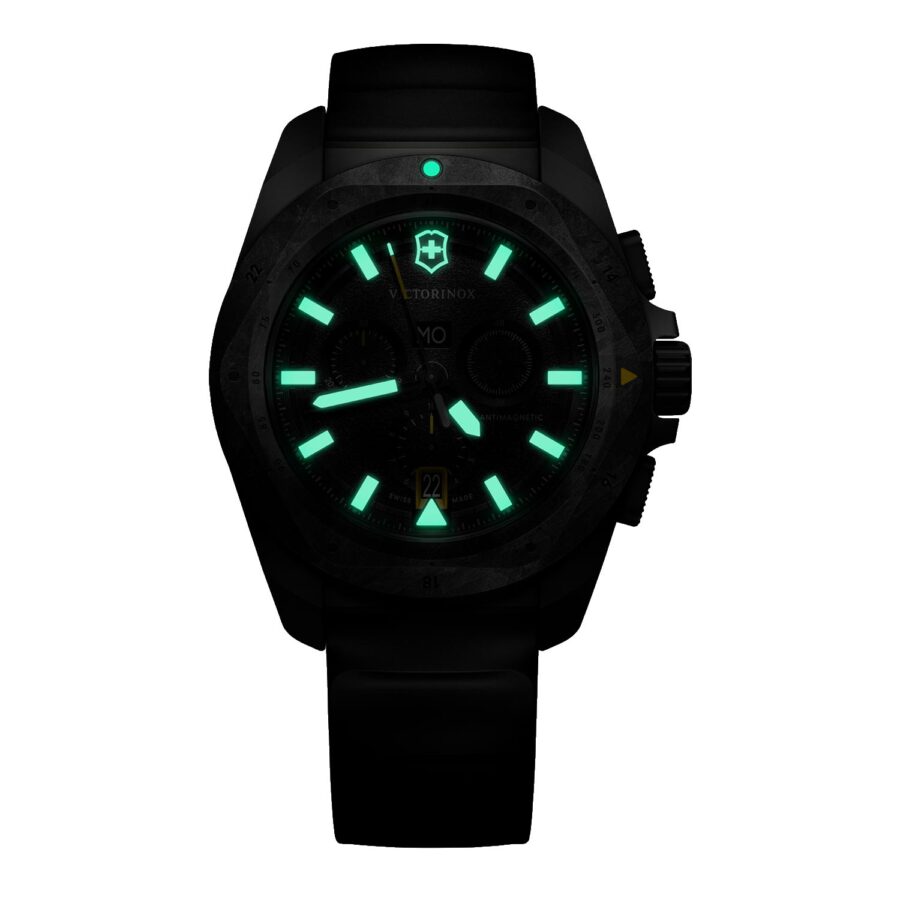 VICTORINOX I.N.O.X. con Super-LumiNova – SKU 242011