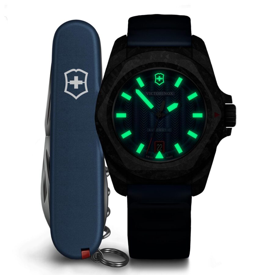 VICTORINOX I.N.O.X. con Super-LumiNova – SKU 242022.1