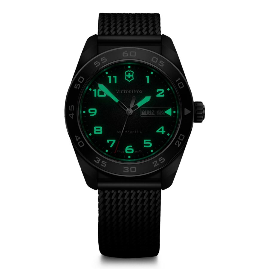 VICTORINOX SWISS ARMY con Super-LumiNova – SKU 242043