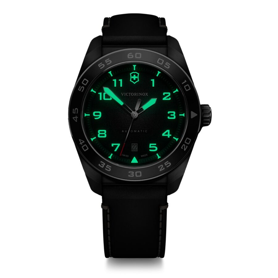 VICTORINOX SWISS ARMY con Super-LumiNova – SKU 242044